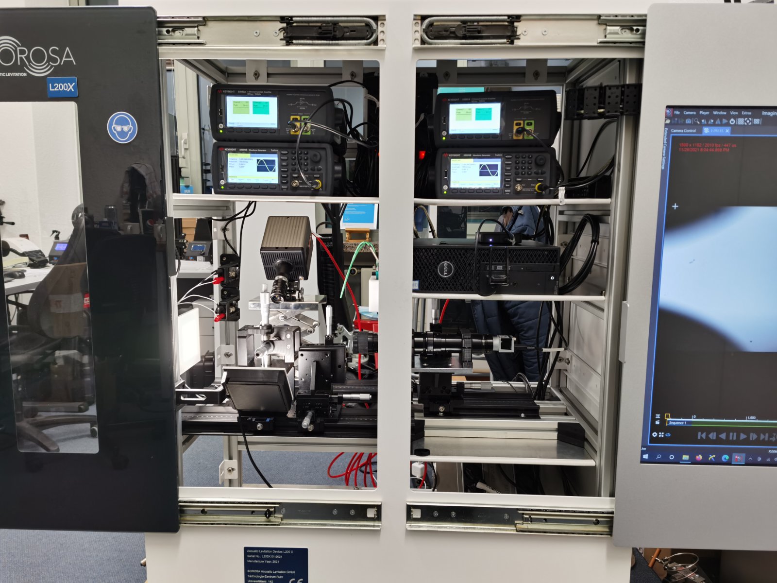 L200X 双声悬浮系统整机，双腔体与 Keysight 信号源